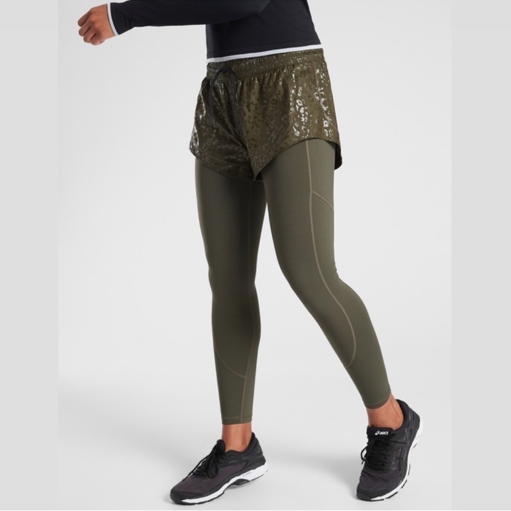 Athleta Rainier 2 In 1 Tight Olive Green Size Medium‎